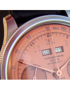 Chronographes calendrier avec réglage par lunette tournante